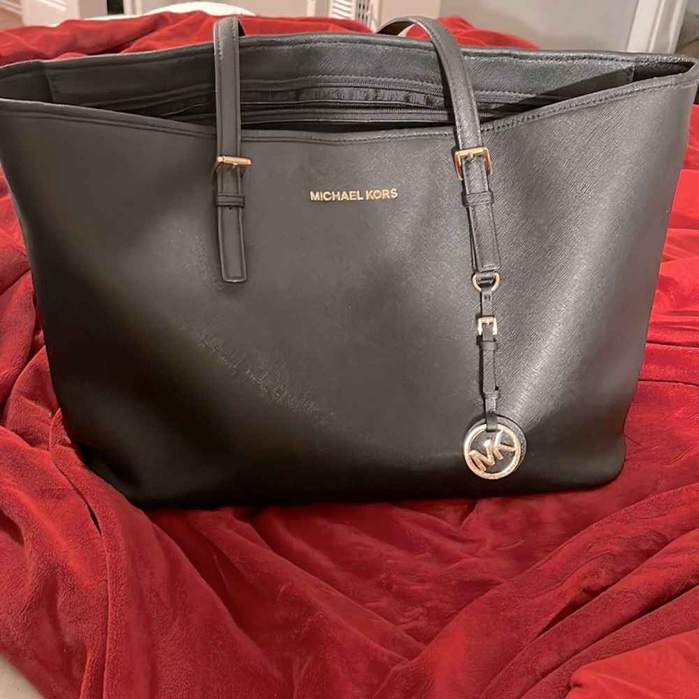 Large Black Micheal Kors Tote
